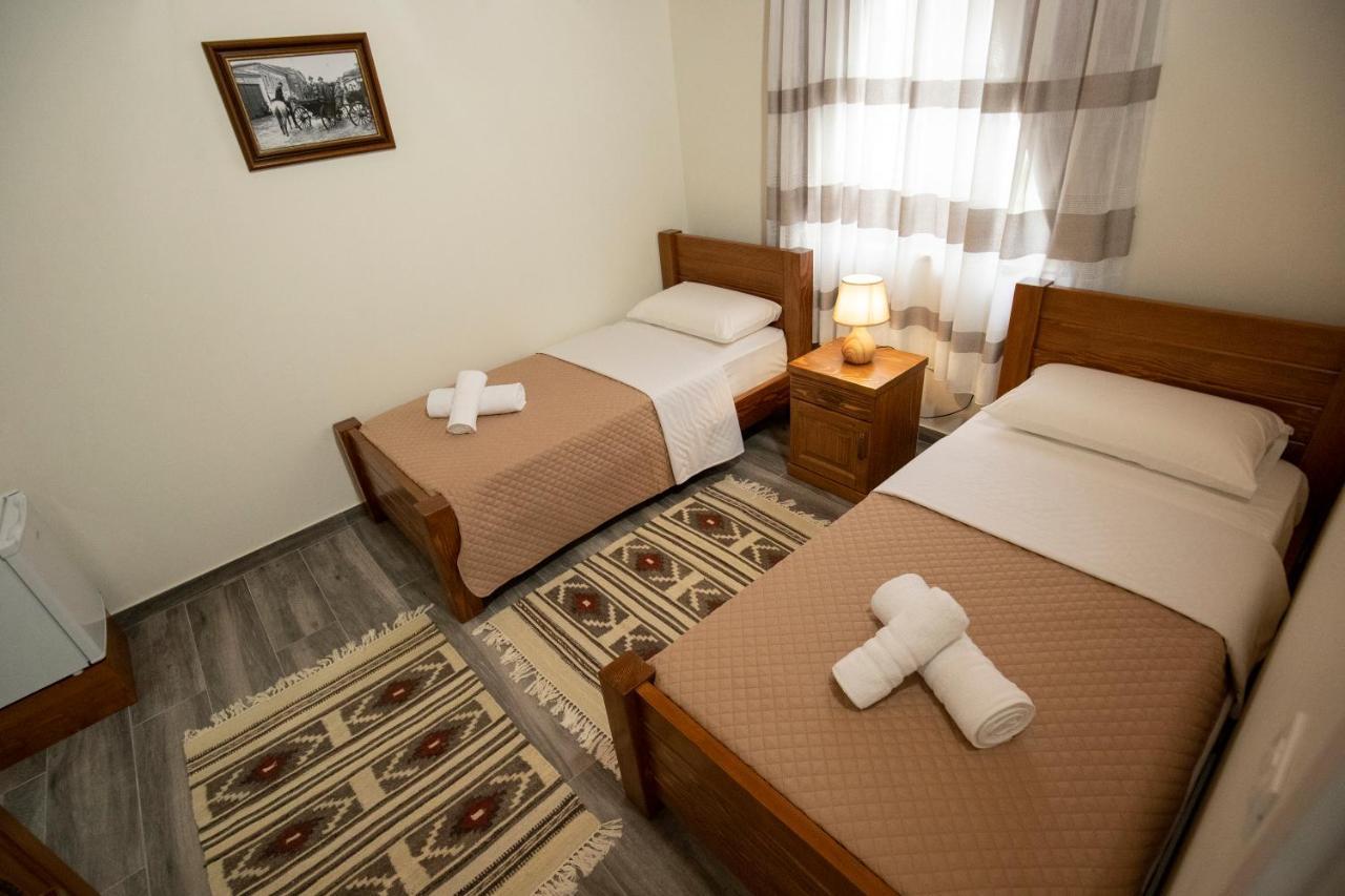 Xhuli Guesthouse Shkodër 外观 照片